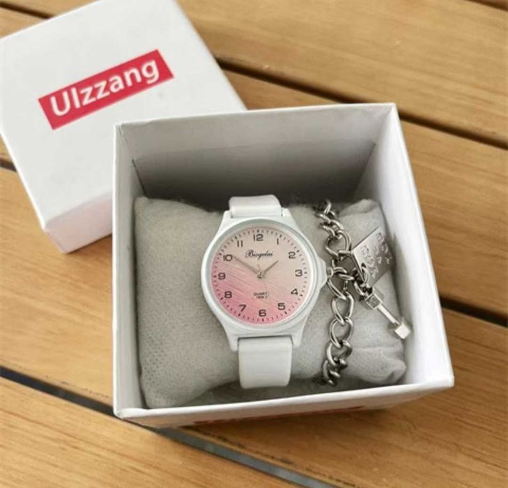 Часы наручные женские