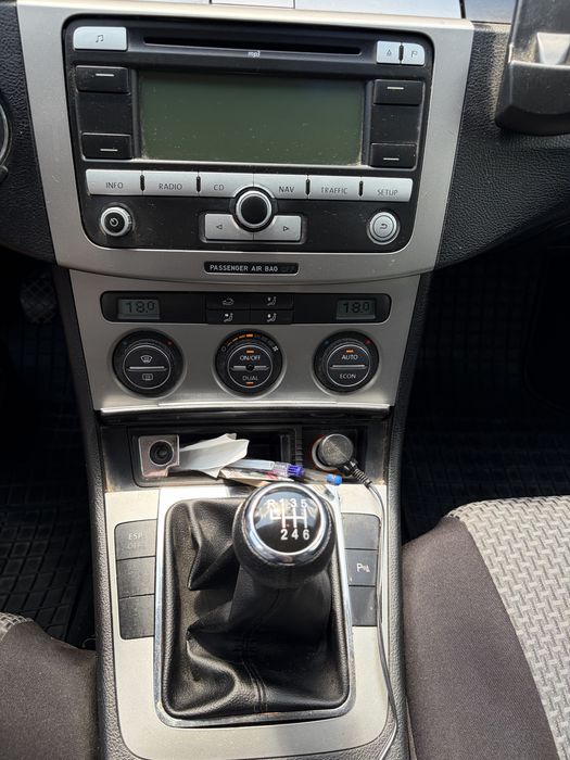 Vw Passat b6 1.6FSI-Perfect functional-Intreținut