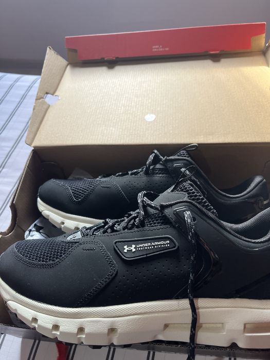 Under Armor маратонки