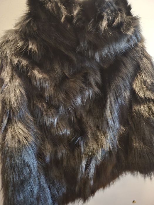 Дамско яке от лисица