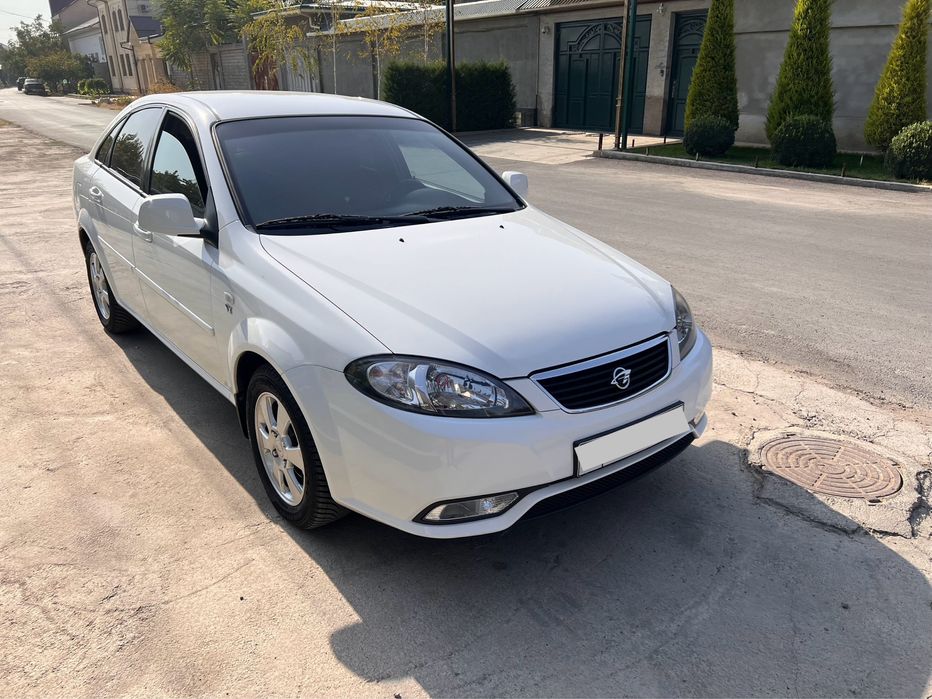 Ravon Gentra, Euro 1, 2016