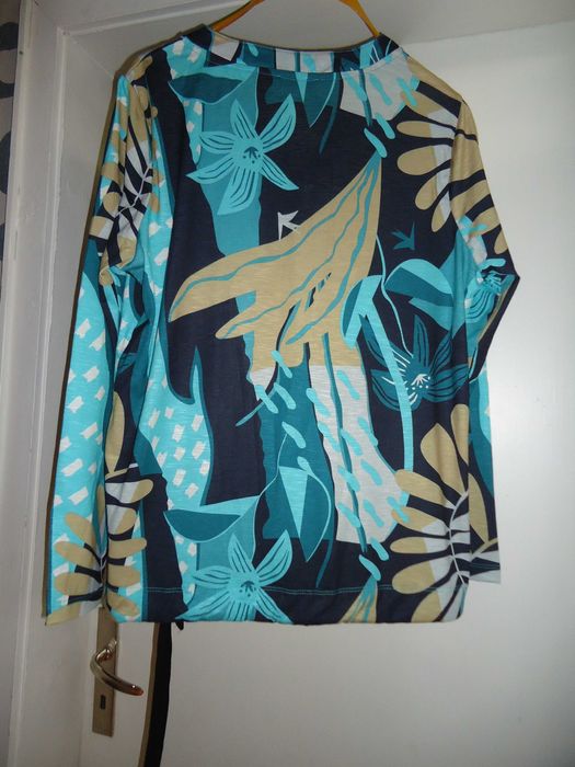 нови пуловери/ блузки