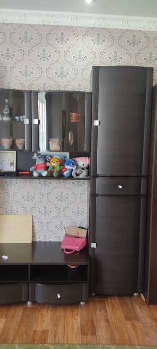 Продам стенку в отличном состоянии