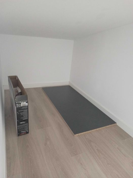 Studio de închiriat, bloc nou, parcare privată