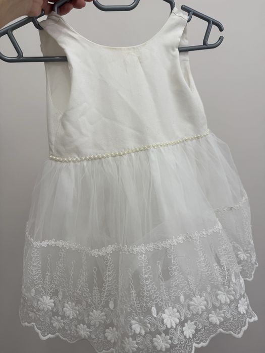 Продам 2 платья и юбка