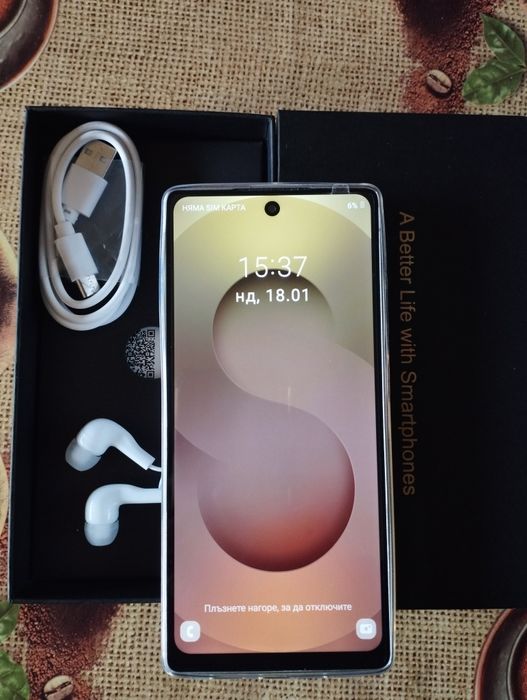 Продавам смартфон  нов   8GB  Ram  256 GB  Вътрешна  памет