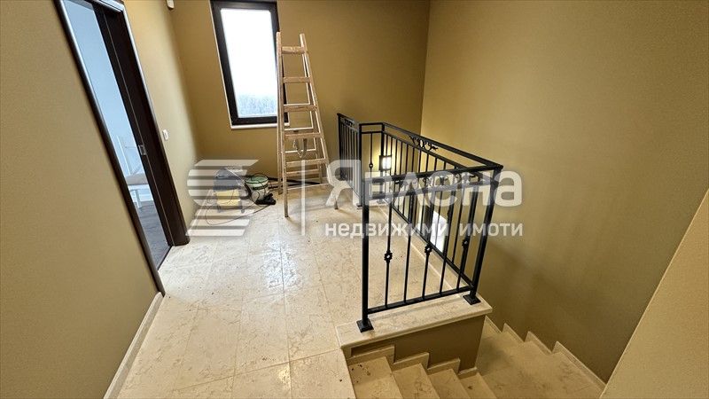 Продава се Къща в с. Приселци, Област Варна - 158 кв.м за 1359 €/кв.м - Снимка #11