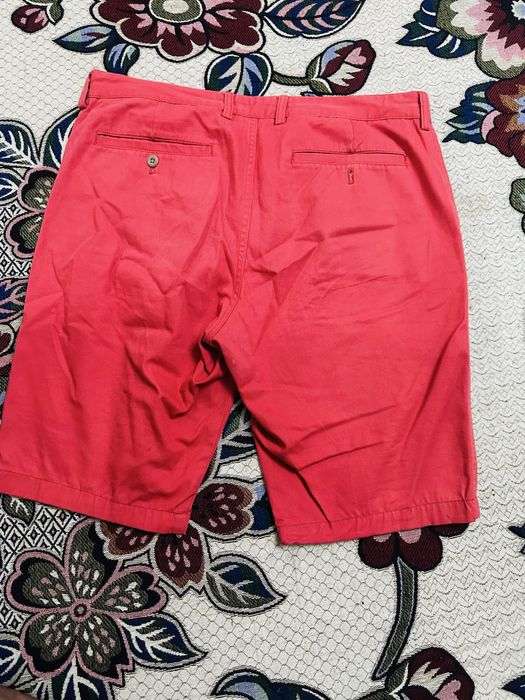 5ta brend shortiklar.Donasi 150 mingdan hammasiga kelishamiz