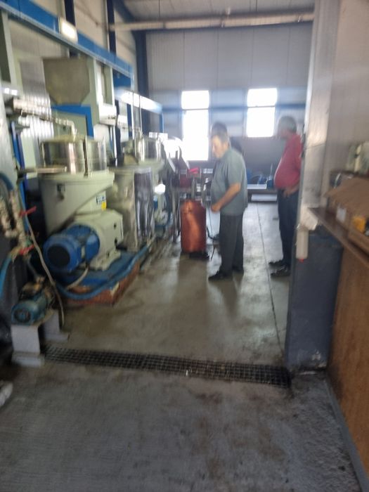 Ulei de măsline extravirgin 100% natural.