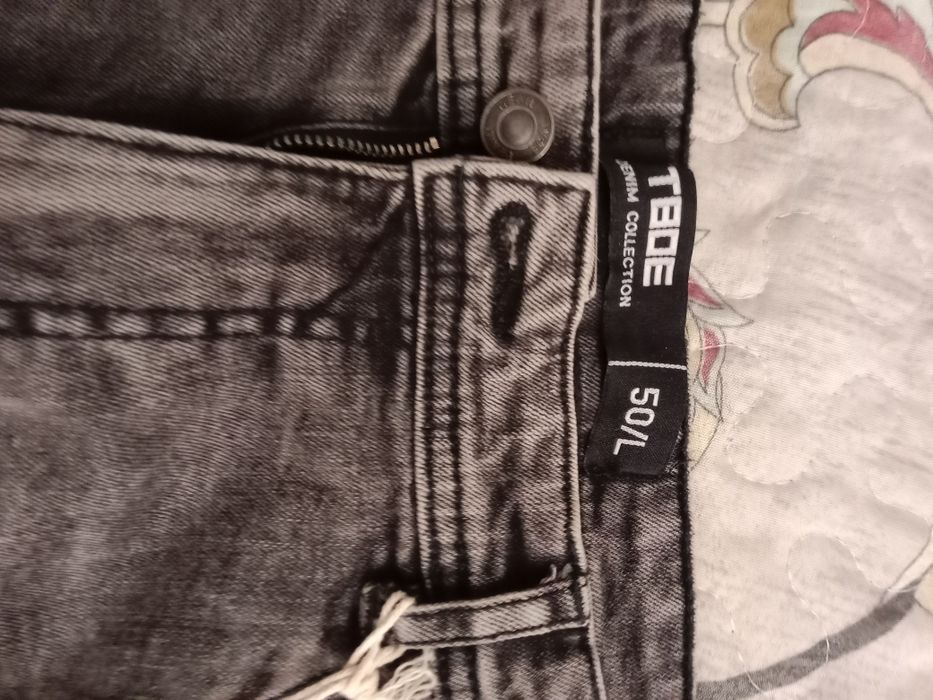 Продам шорты мужские