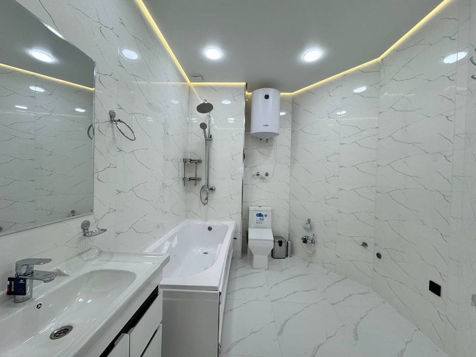 Продаётся 4х комнатная квартира по адресу Согдиана заходи и живи