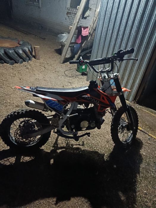 Продается питбайк ездил редко