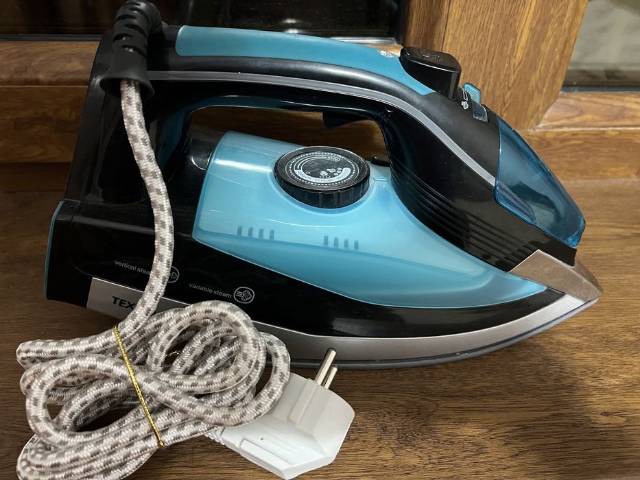 Утюг янги тоза ишлатилмаган