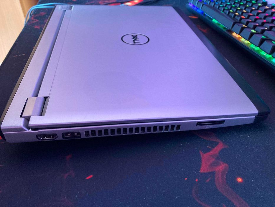 Бизнес лаптоп Dell Latitude 333O, Intel Core i5, 8 GB RAM, 500GB HDD, 5ч. батерия Windows 10