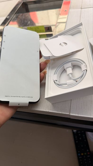 IPhone 12 64GB – NOU, NEACTIVAT – impecabil