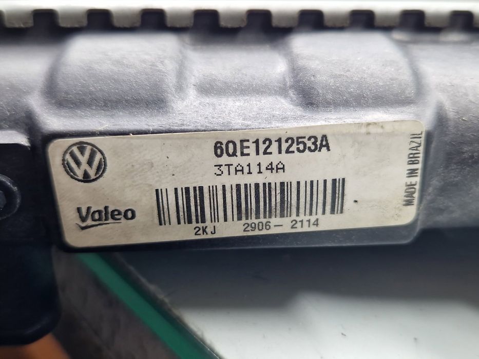 Radiator apa Volkswagen Polo (9N) [Fabr 2001-2008] 6QE121253A 1.2 Benz