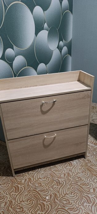 Обувница отдам бесплатно