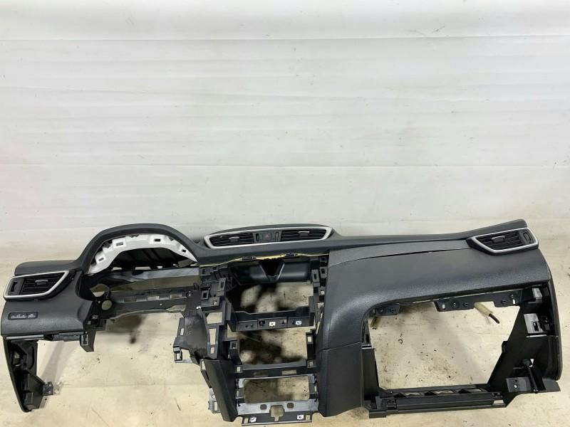 Plansa bord Nissan X-Trail 3 T32