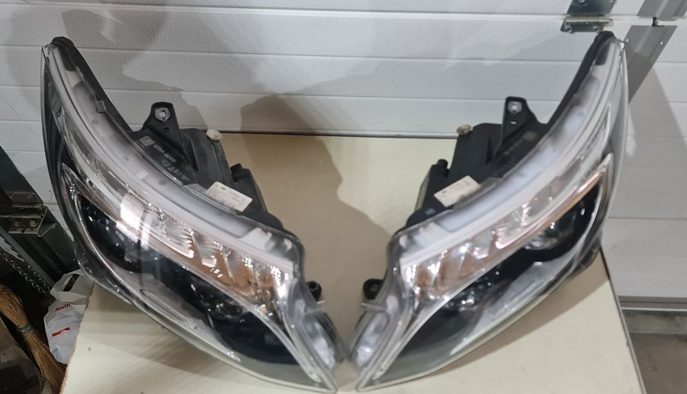 Far stanga dreapta Mercedes V-Class Vito W447 ILS A4479061501