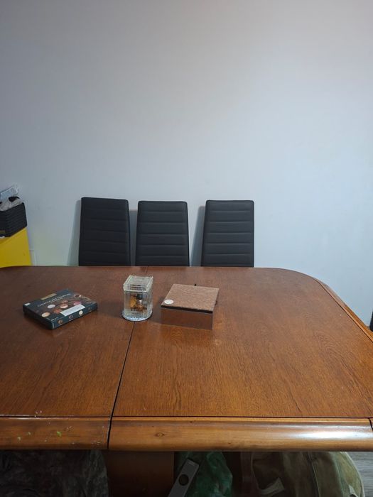 Masa lemn masiv pentru living