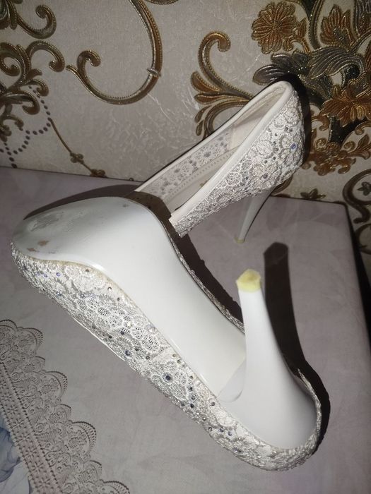 Туфли отдам даром