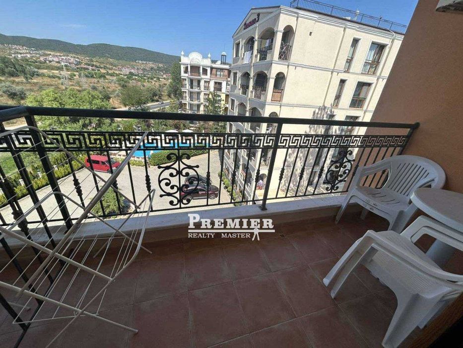 Продава се Двустаен апартамент в к.к. Слънчев бряг - 61 кв.м за 1099 €/кв.м - Снимка #2