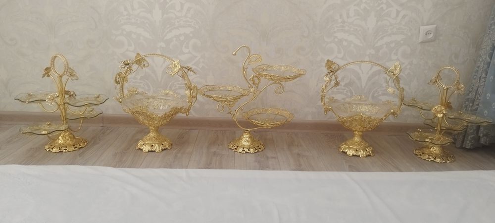 Чинни идишлар Донаси 200 мингдан  Мехмонлар учун