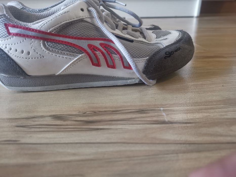 ботинки продам 36 размер