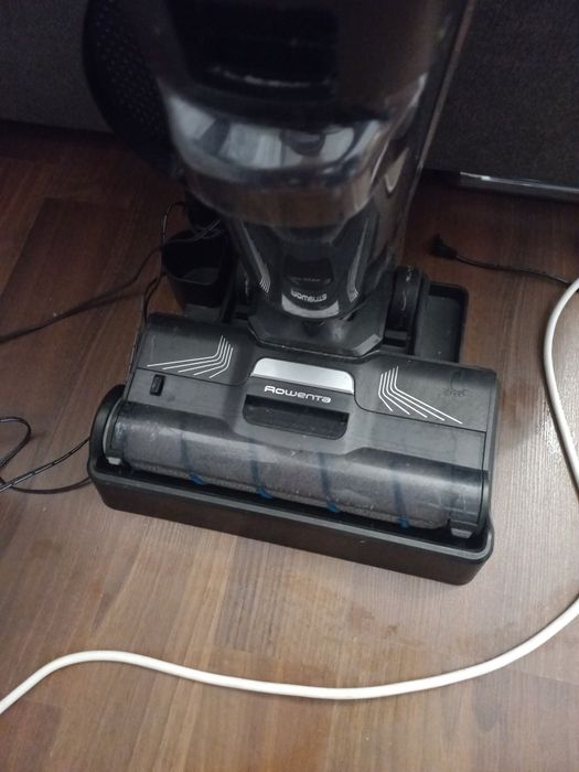Aspirator și mop 2 în 1 Rowenta