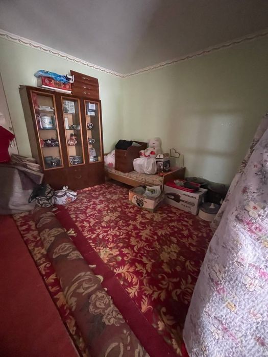 Срочно  Продается участок 4 сотих 8 комната