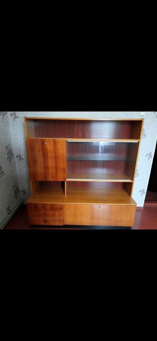Продам советский сервант