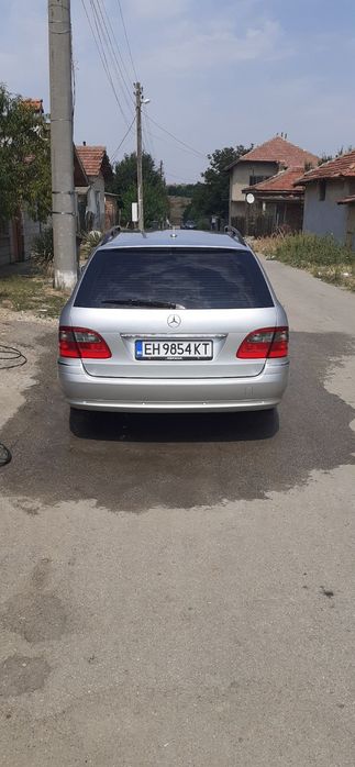 Мерцедес е220 Авангард