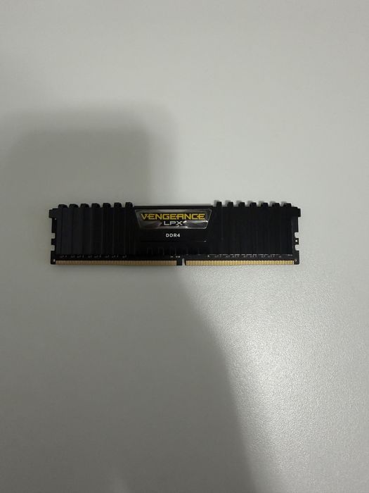 Memorie ram corsair 16gb