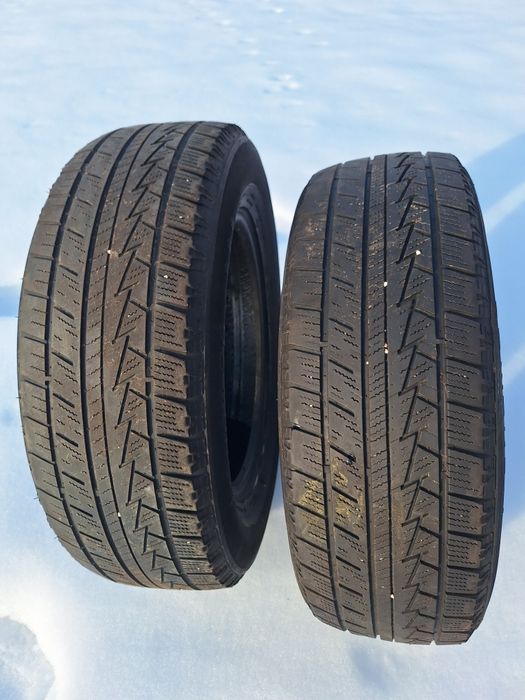 2 anvelope 215 65 16-iarna