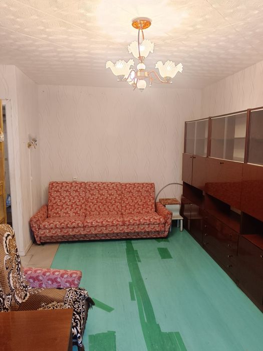 Продам 2 х комн. 2-30, 1 этаж.