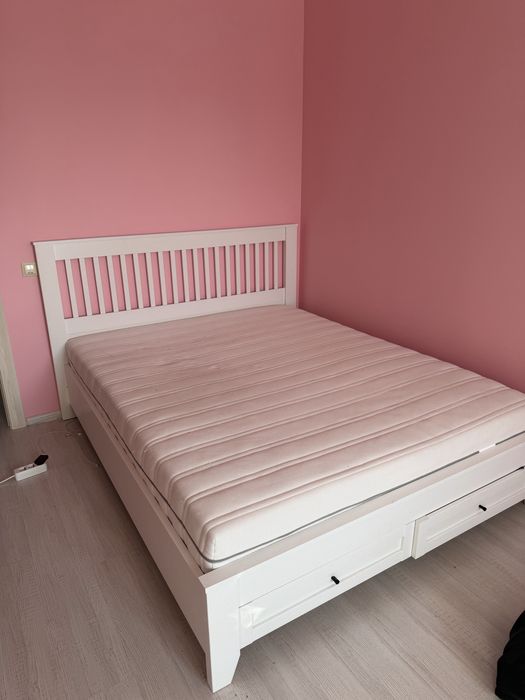 Продам кровать с матрасом (210х170)