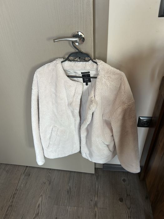 Дамско пухено яке на зара