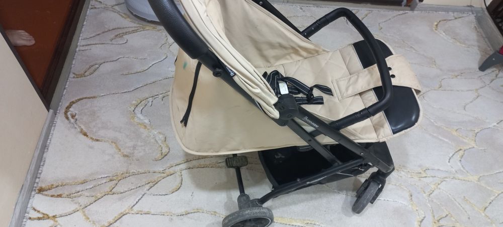 Детская коляска в хорошем состоянии