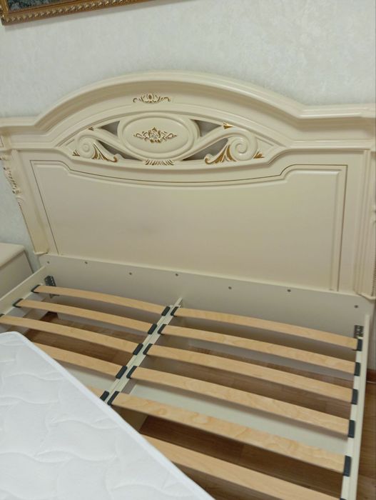 Спальный гарнитур Сорренто 4 - Д 1,6