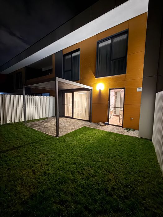 Prima Inchiriere - Duplex cu 3 camere, terasă, grădină și două locuri parcare