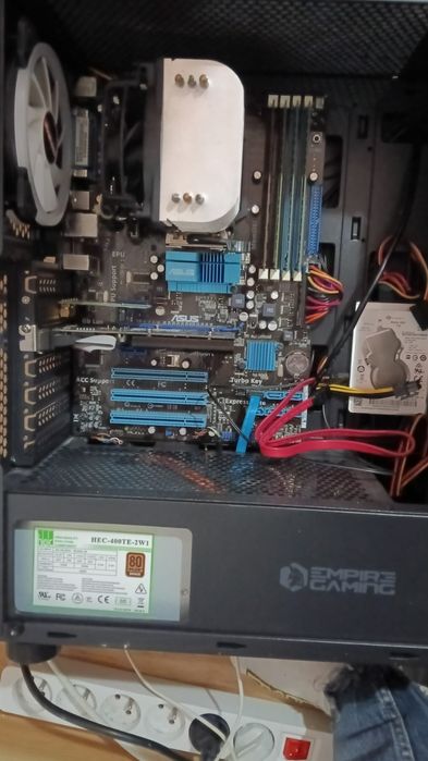 Vând unitate PC amd 4x