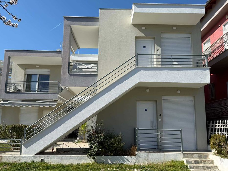 Апартаменти в Офринио, Гърция