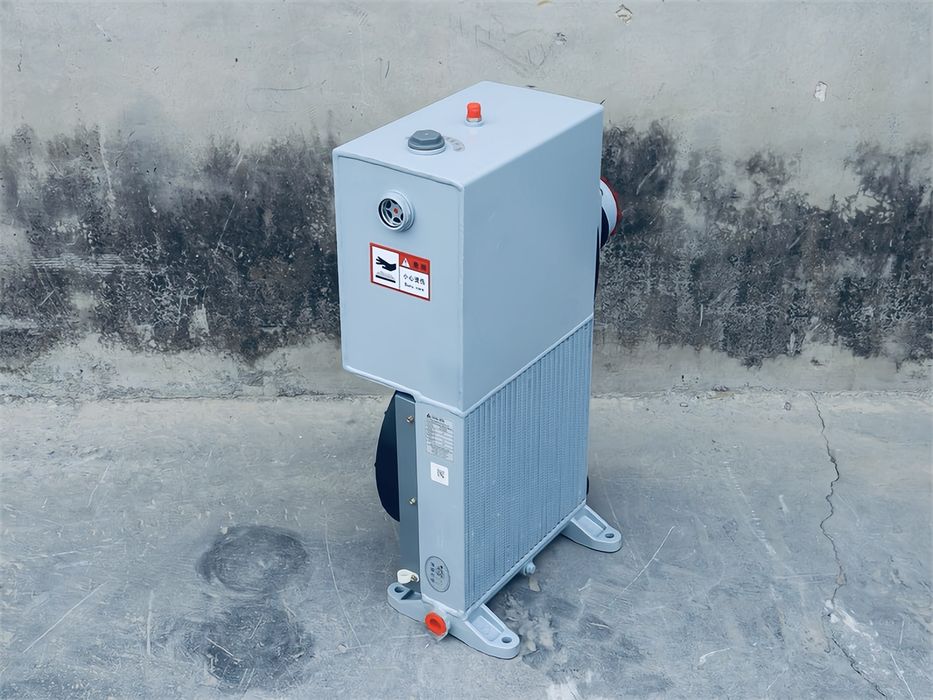 Масляный радиатор для Миксер в сборе