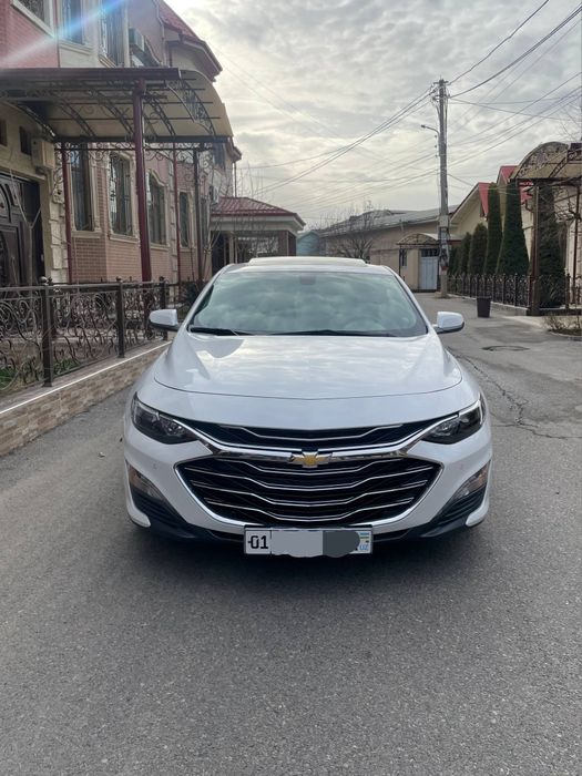 Malibu 2 1.5 turbo 2020yil 44000 yurgani Halol idiyalniy holatda