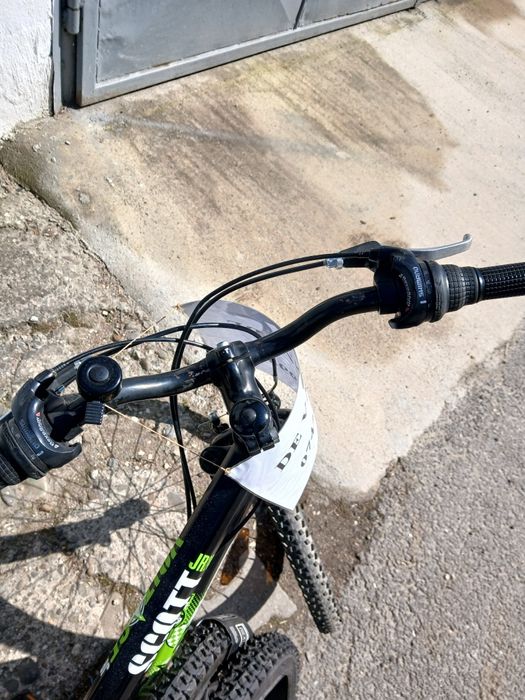 Vând bicicleta pentru copii