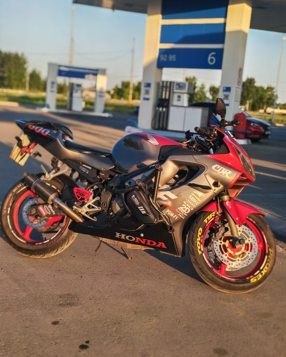 Продам Honda CBR 600 f4i