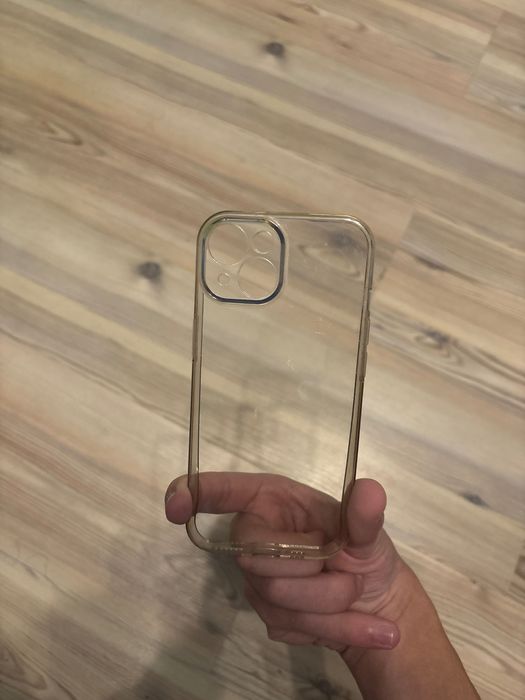 3 броя калъфи за iphone 15
