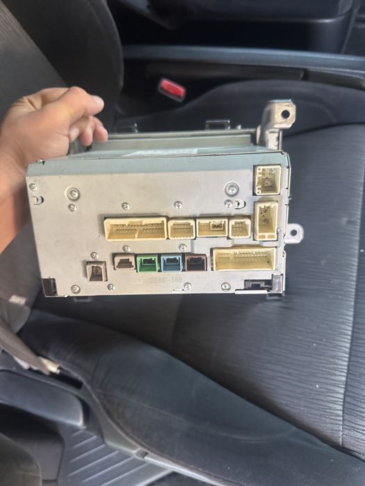 Магнитол tayota Alphard