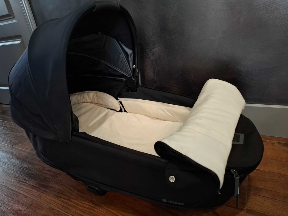 Кош за новородено Cybex Priam 4 /e-PRIAM Lux, цвят:Sepia Black