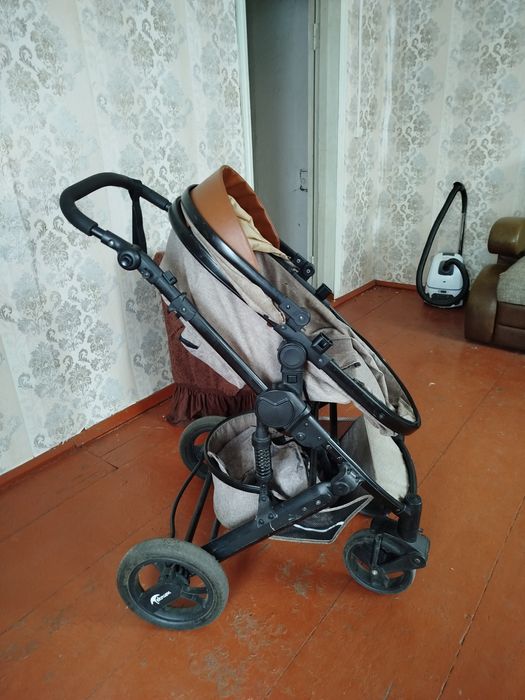 Продам многофункциональную коляску.